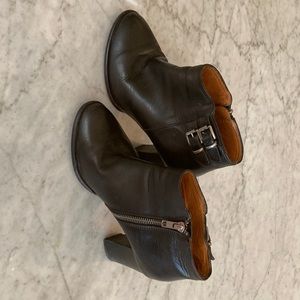 Madewell black premium leather ankle boot